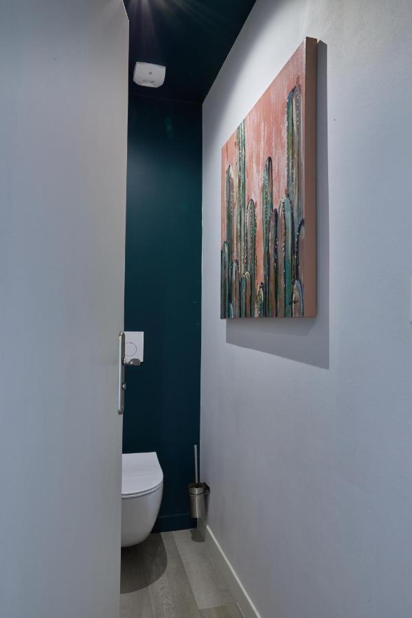 Centre Ville A Pied Appt Avec Sauna, Linge, Wifi, Stationnement Gratuit 반느 외부 사진