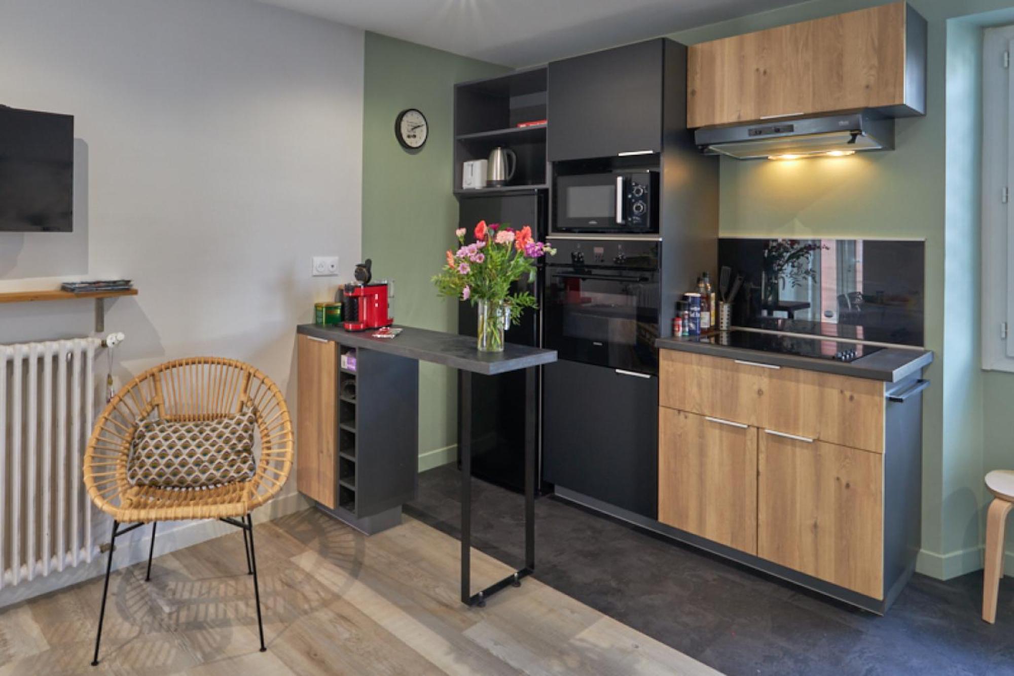 Centre Ville A Pied Appt Avec Sauna, Linge, Wifi, Stationnement Gratuit 반느 외부 사진